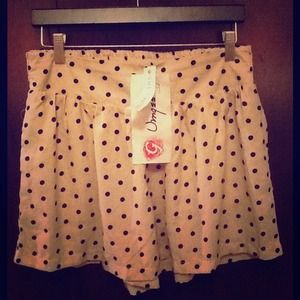 Adorable Umgee printed shorts