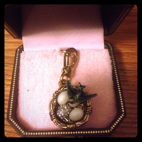 Juicy couture charm🌟🌟🌟new low price🌟🌟🌟