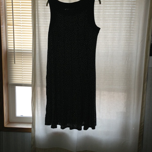 SOLD!  Polka dot dress size 16 only worn once - Picture 3 of 4