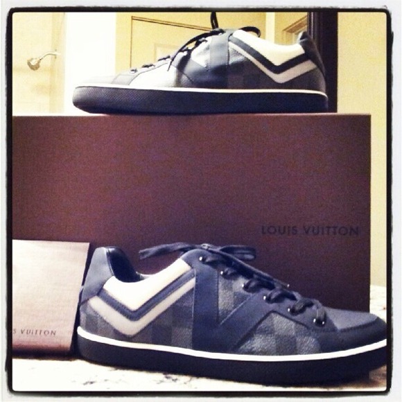 100% Authentic Louis Vuitton Shoes (Men)