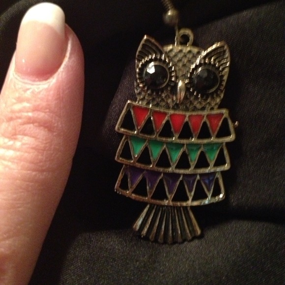 ❌❌Sold❌❌OWL EARRINGS - Picture 3 of 3