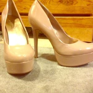 Jessica Simpson nude Waleo Pump- patent leather