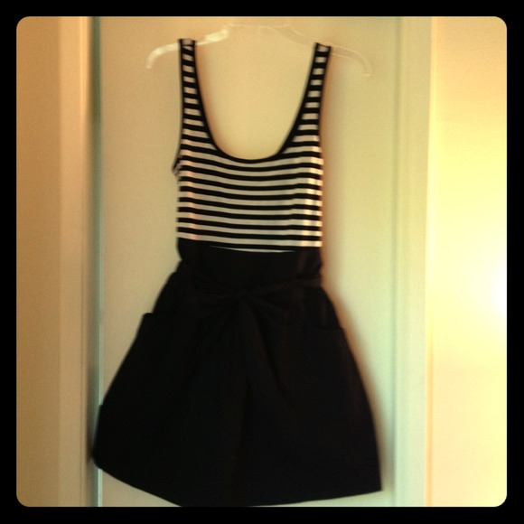 Black & white casual dress, size:M