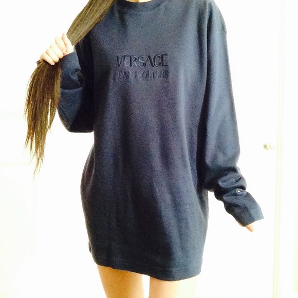 ❌SOLD❌Versace Jeans Couture Navy Sweatshirt - Picture 2 of 3
