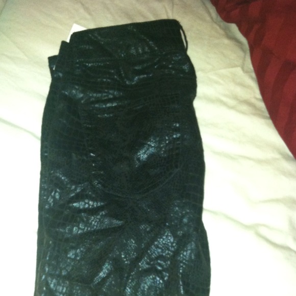 BRAND NEW snakeskin skinny pants