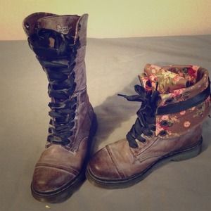 -- Reserved--Dr. Martens