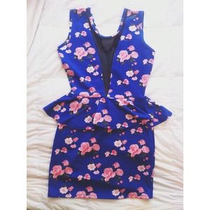 BLU/PNK FLORAL MESH PEPLUM DRESS