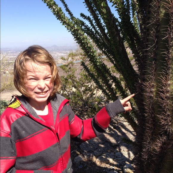 Meet your seller ❤ - Picture 3 of 4