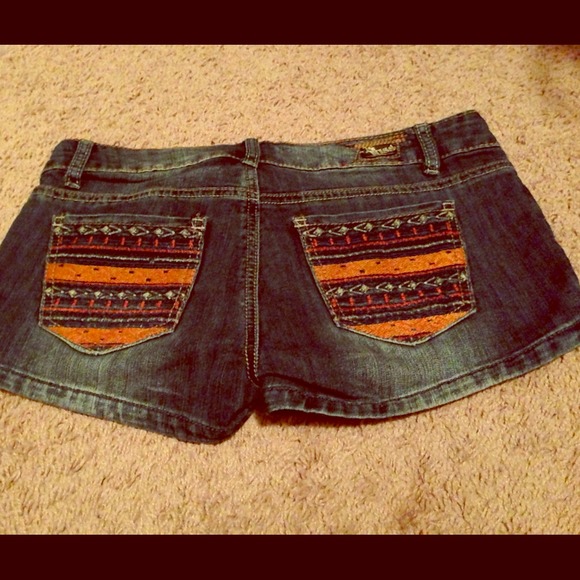 1st Kiss Denim Shorts, eye catching pockets
