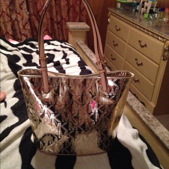 Sold !!!!!! - Picture 1 of 4