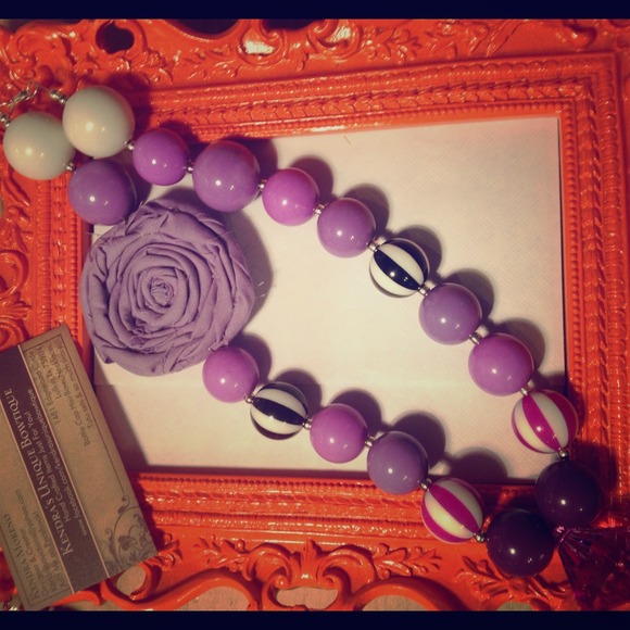 Purple chunky rosette necklace !!