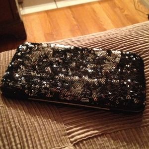 Black sequin, hard case wallet /clutch 💜