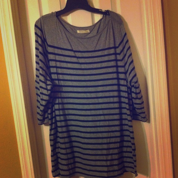 SOLD Old Navy plus size Black & Grey Striped shirt