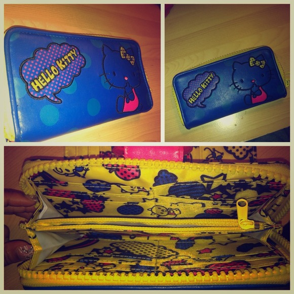 Hello Kitty wallet