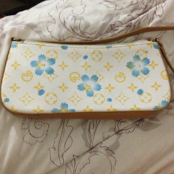 Louis Vuitton ?inspired? handbag by Giselle