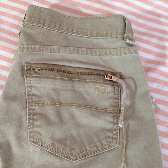 Levi's 524 Skinny Jeans