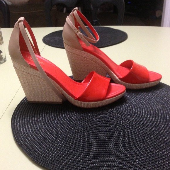 ❌Sold❌HOST PICK Kate Spade orange wedges - Picture 4 of 4