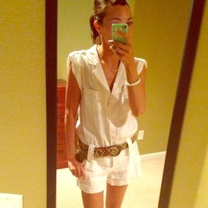 📌Sold -BEBE -White linen romper / jumpsuit.