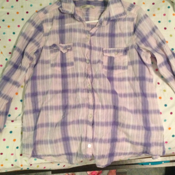 An old navy light weight shirt.