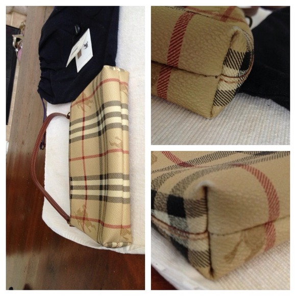 🔴Sold🔴Perfect mini purse/wristlet - Picture 3 of 4