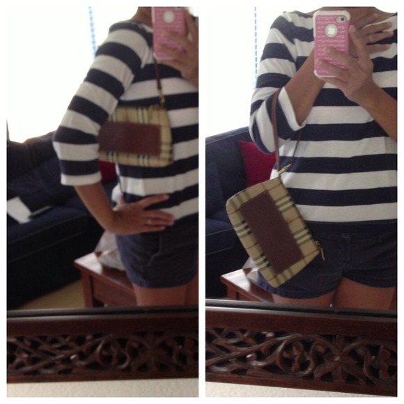 🔴Sold🔴Perfect mini purse/wristlet - Picture 4 of 4