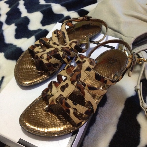 Donated❌ AT Loft Gladiator Sandals