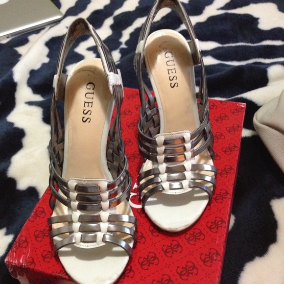 Donated❌ Guess Heels