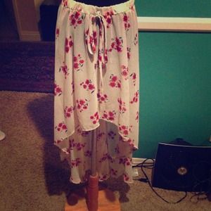 Sheer hi-low floral skirt