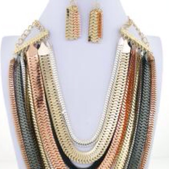 Chain Tales - Picture 2 of 2