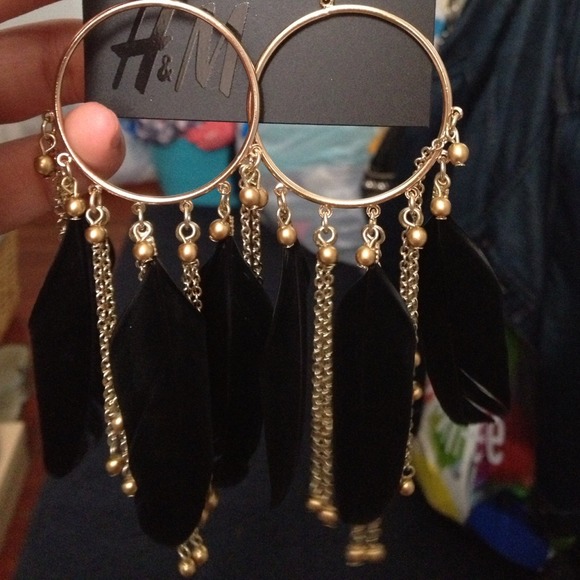 H&M Jewelry - Earrings H&M Jewelry - Earrings