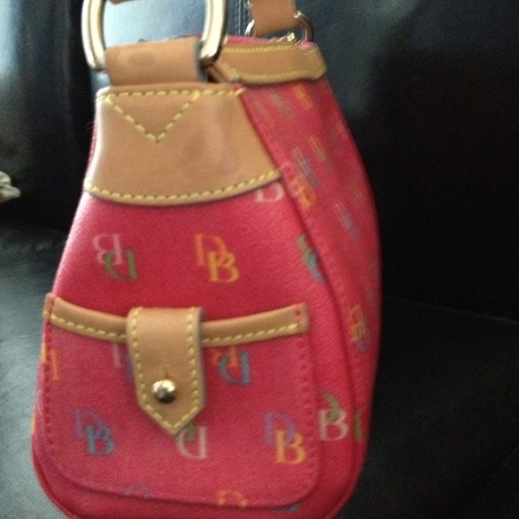 Reduced! Dooney & Bourke pink handbag authentic - Picture 3 of 4