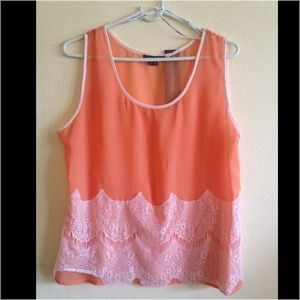 ✂REDUCED✂ Citrus & off white colored top