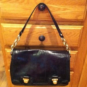 Trade @theedgefactory COACH bag & earrings bundle