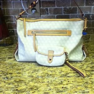 *SOLD*Signature dooney and bourke handbag