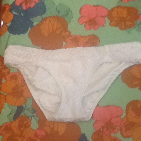 Victoria Secret Swim Bottom - New! - Picture 1 of 1