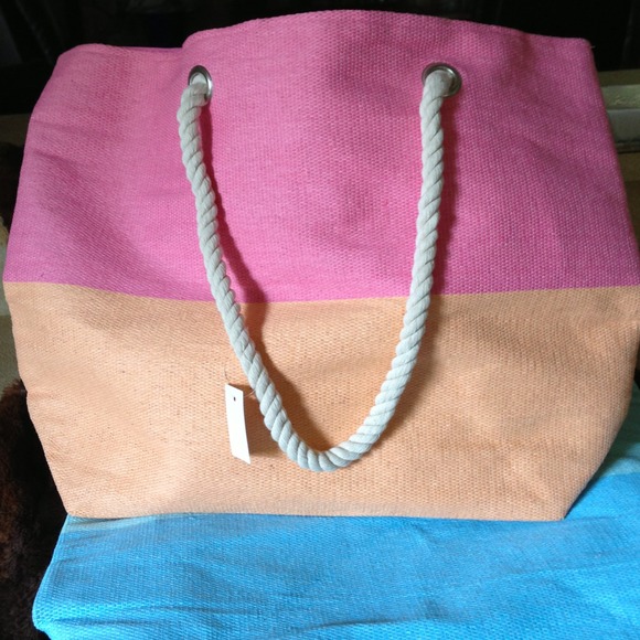 Beach tote - Picture 4 of 4