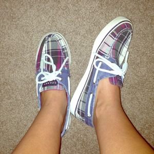 Reserved❗Plaid Sperrys