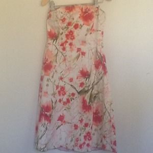 NEW Strapless Floral Dress