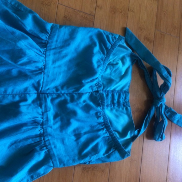 Dress - Picture 2 of 2