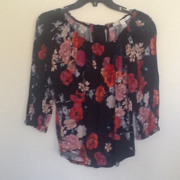 LC Floaral Cotton Top