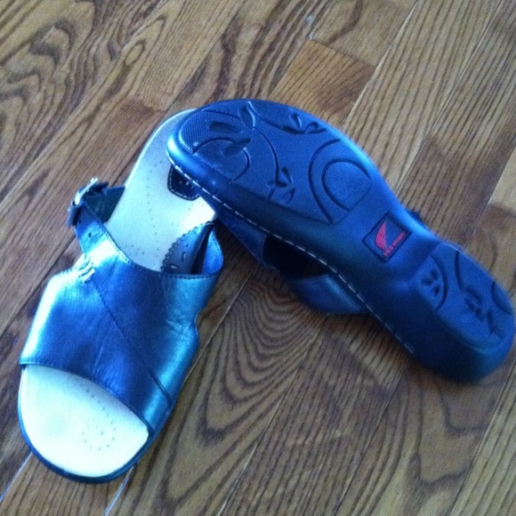 Red Wing Sandals-like new