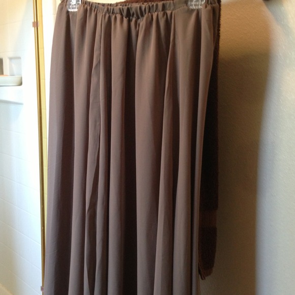 Reduced..Long skirt!!! NWOT!!!