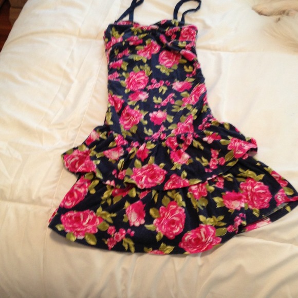 🎁Sold🎁Abercrombie girls summer dress(kids)