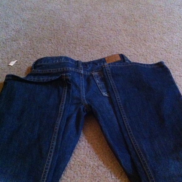 Distressed jeans - Picture 3 of 3