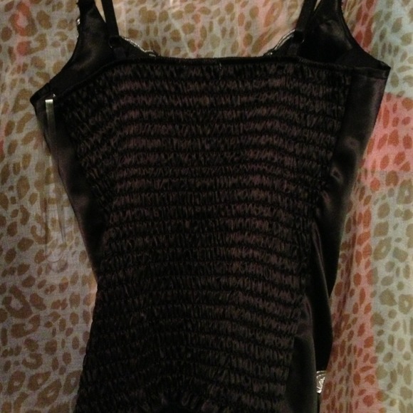 Lingerie - Picture 4 of 4