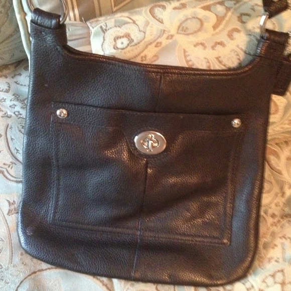 "authentic" cross body coach bag 10.5 X 11