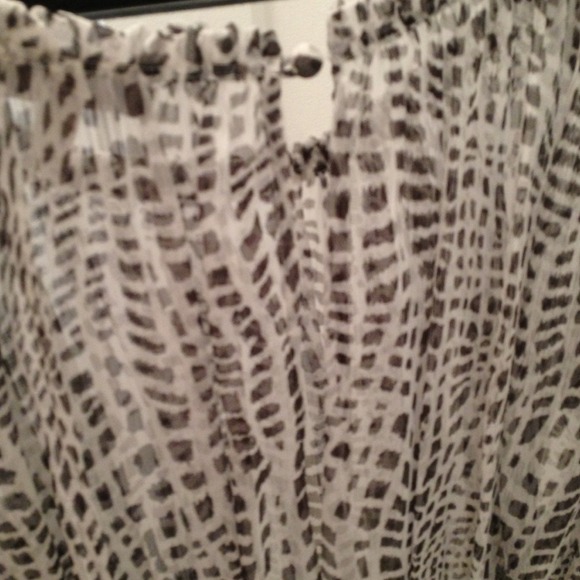 NWOT Joie sheer leopard print dress with belt. - Picture 4 of 4