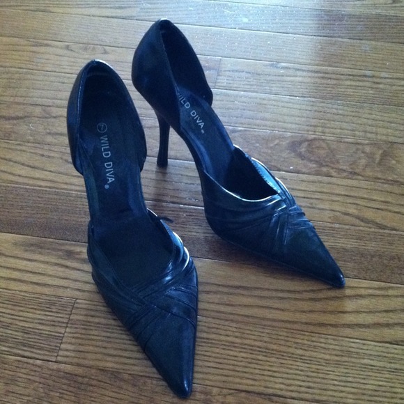 Black heels