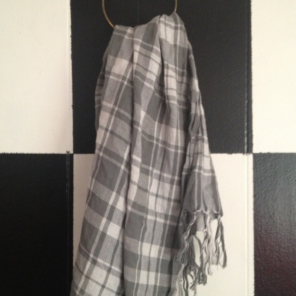 Two scarf bundle