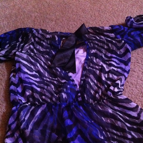 Shirt - Picture 2 of 2